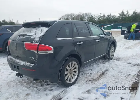 2013 Lincoln Mkx z USA, uszkodzony, nr VIN 2LMDJ8JK4DBL19595